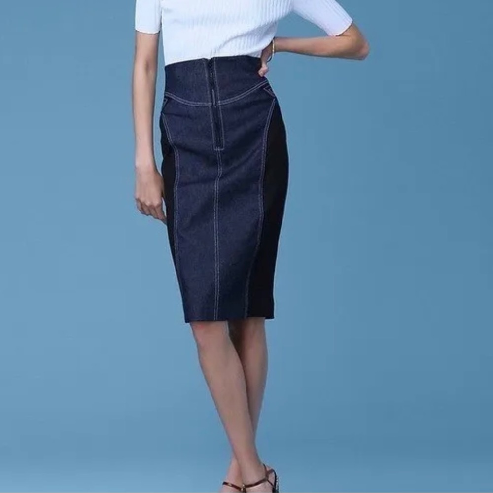 Diane von Fürstenberg, sexy denim pencil skirt with stretch-LIKE NEW!